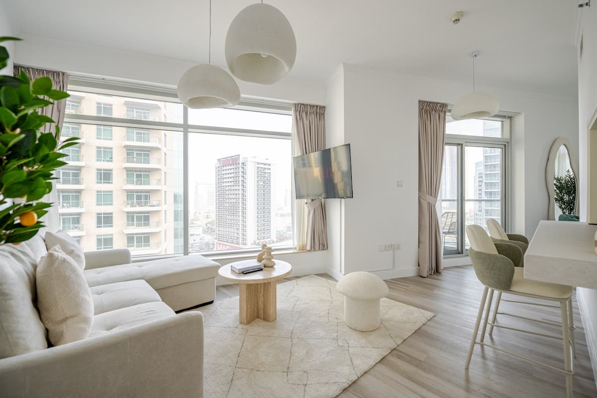 1 Bedroom Apartment with Shared Sauna | Burj Views Dubai — photo 2