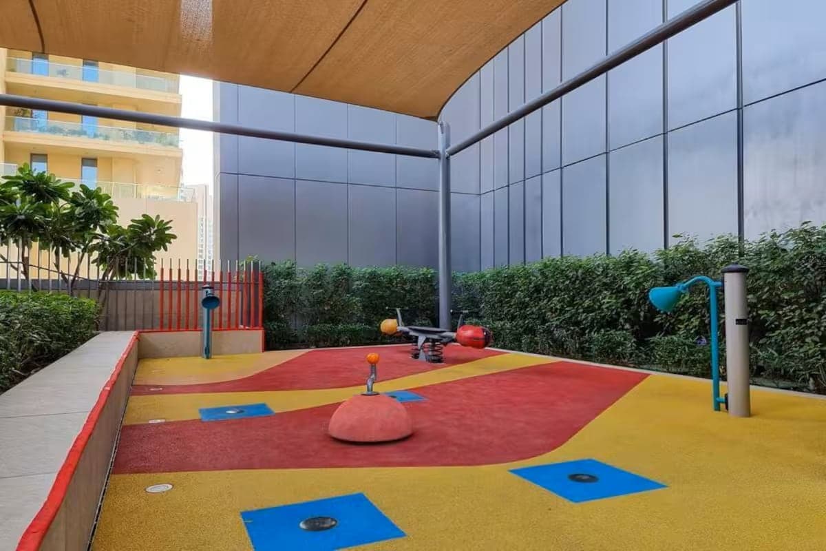 1 Bedroom Apartment, City Skyline View | Boulevard Point — photo 6