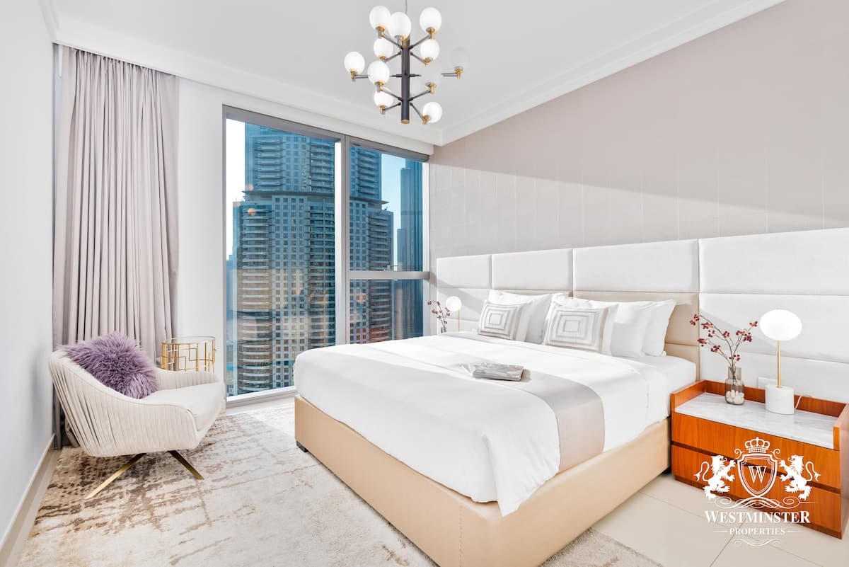 3 Bedroom Furnished Apartment with Full Burj Khalifa View | Boulevard Point — photo 2