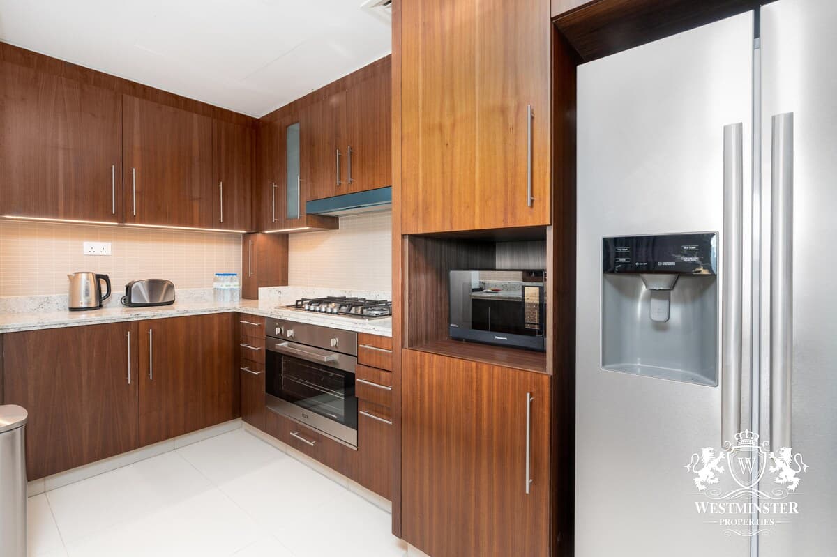 3 Bedroom Furnished Apartment with Full Burj Khalifa View | Boulevard Point — photo 6