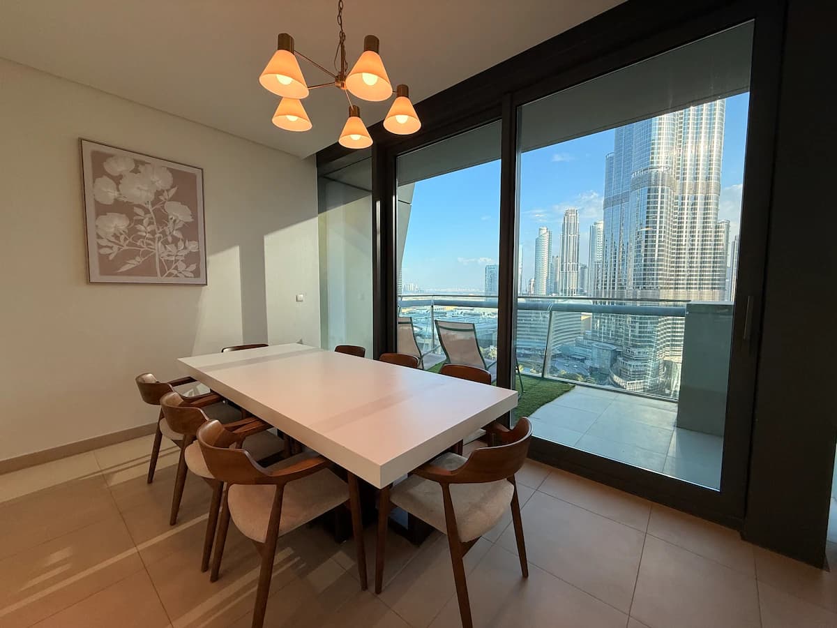 2 Bedroom Furnished Apartment | Burj Vista — photo 2