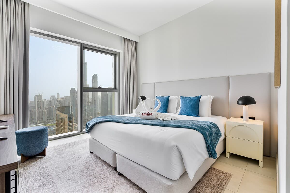 3 Bedroom Furnished Apartment with Fountain View | Downtown Views II — photo 5