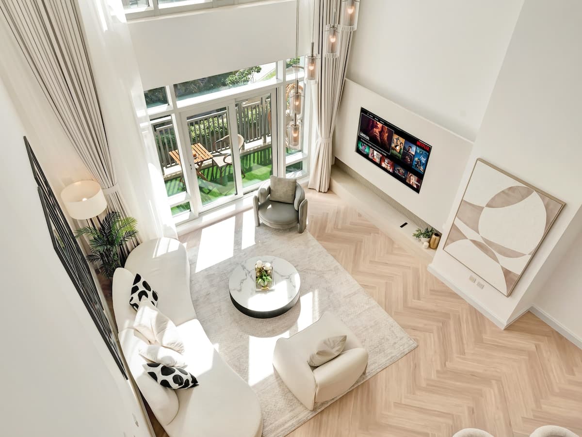 3 Bedroom Furnished Apartment | The Lofts