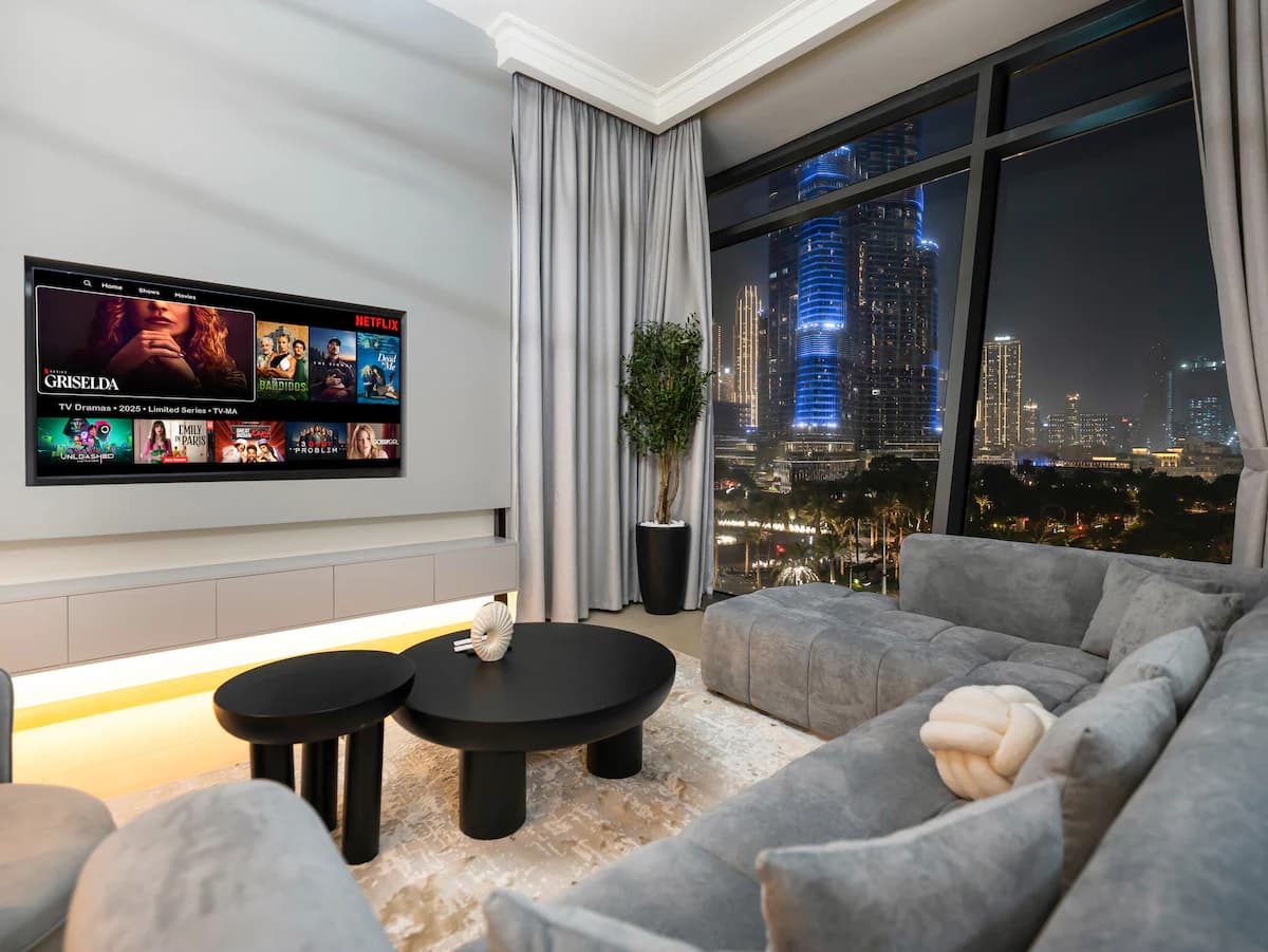 4 Bedroom Furnished Apartment | Burj Vista — photo 3