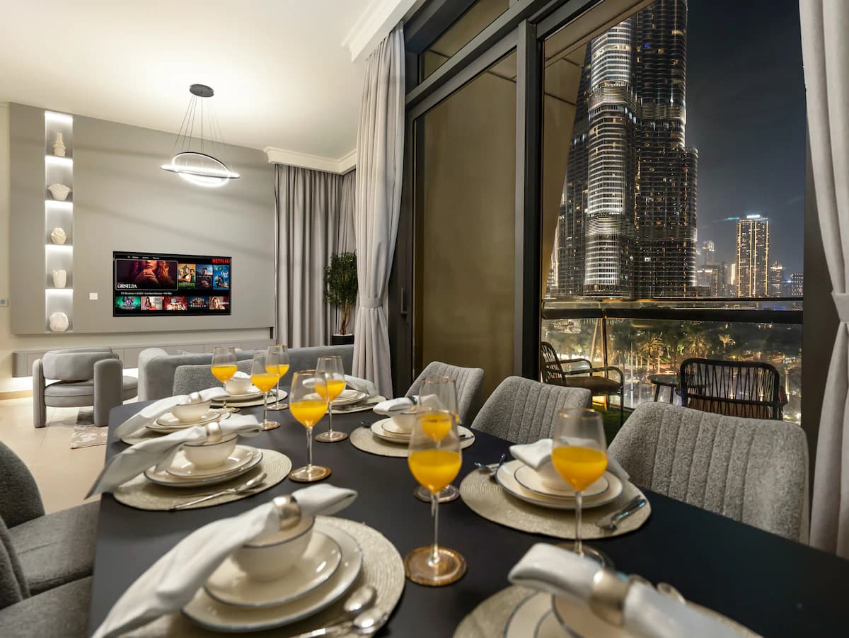 4 Bedroom Furnished Apartment | Burj Vista — photo 2