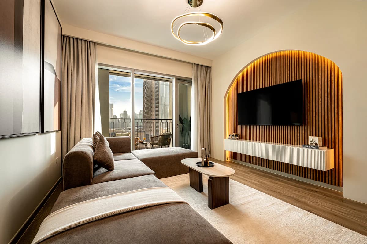 2.5-Bath, 2-Bedroom Apartment for 8 – Downtown Views II — photo 8