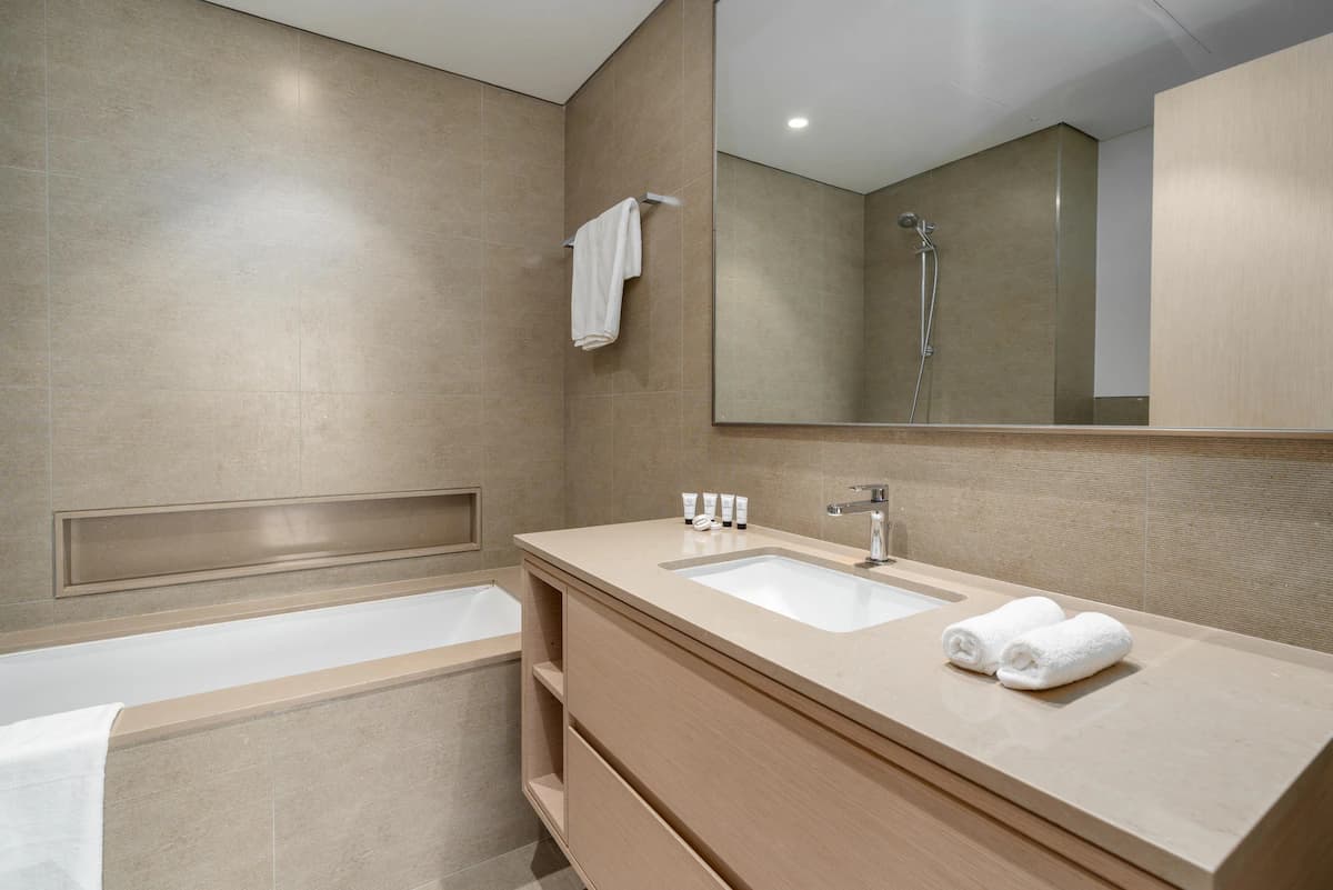2 Bedroom Furnished Apartment with Burj Khalifa & Fountain View | Grande Signature Residences — photo 6