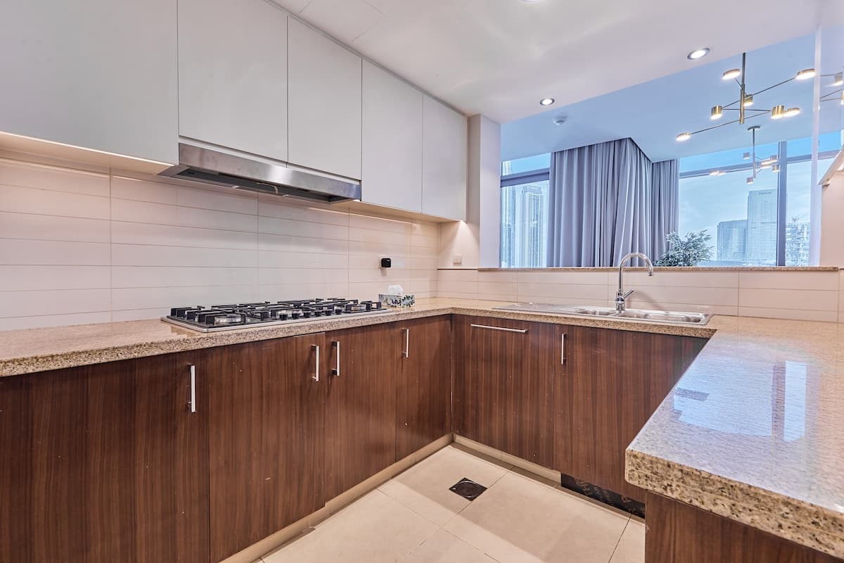 3 Bedroom Apartment with Pool Table | Burj Vista Dubai — photo 5