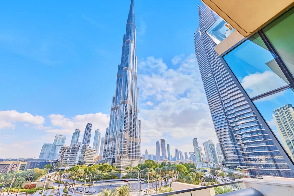3 Bedroom Apartment with Pool Table | Burj Vista Dubai — photo 3