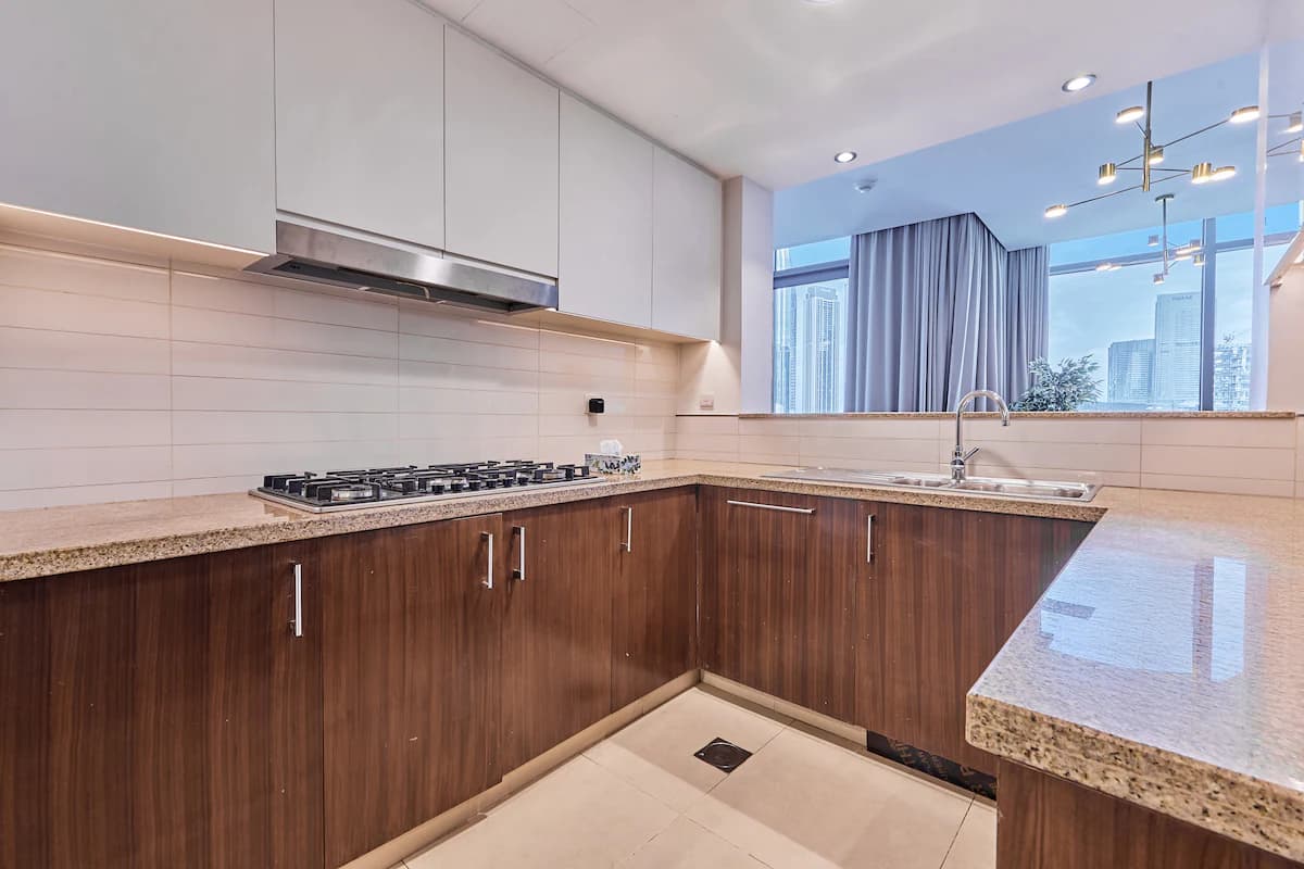 3 Bedroom Furnished Apartment | Burj Vista — photo 8