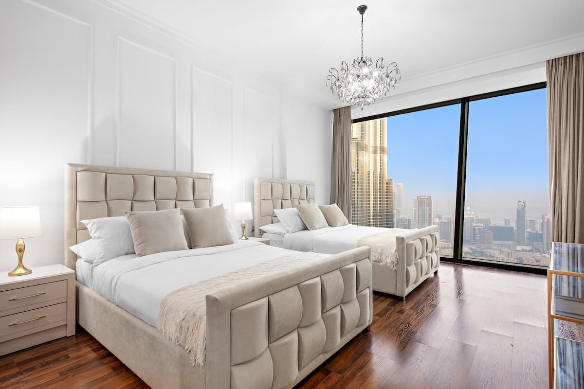 4 Bedroom Waterfront Apartment, Sleeps 11 | Burj Vista — photo 6