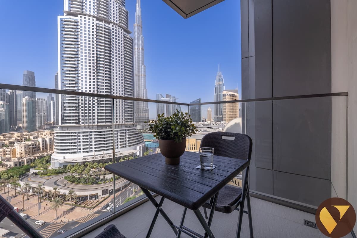 1 Bedroom Apartment, City Skyline View | Boulevard Point — photo 3