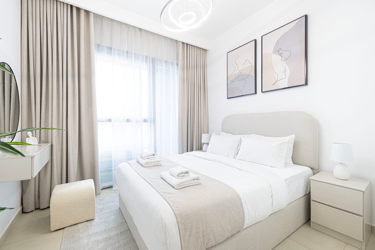 2-Bedroom Apartment, Sleeps 10 | Downtown Views II — photo 7