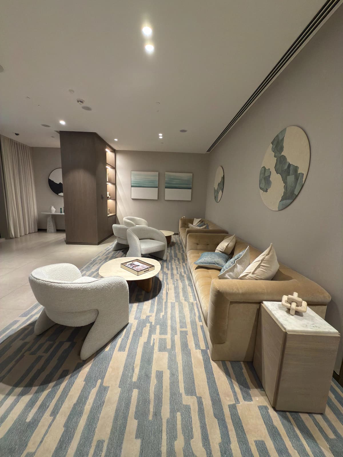 2 Bedroom Furnished Apartment with Fountain View | Grande Signature Residences — photo 6
