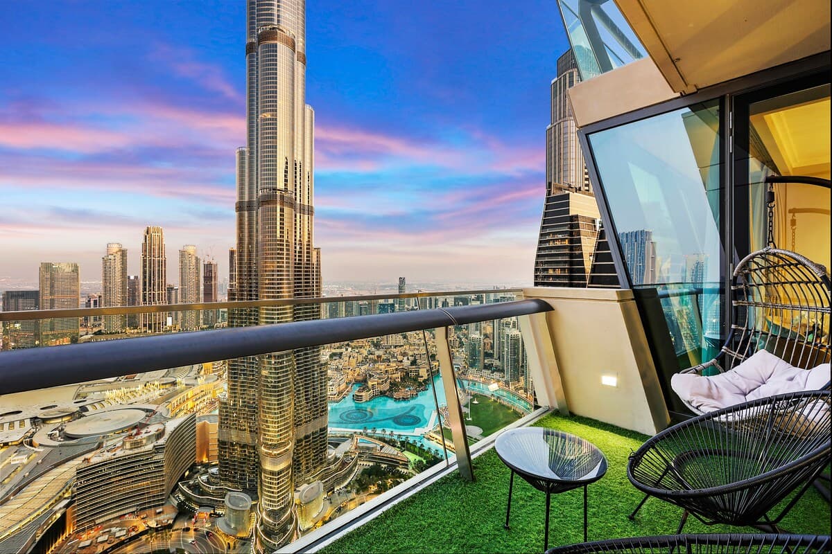 Fountain-View 3-Bedroom Apartment, Sleeps 11 | Burj Vista — photo 4