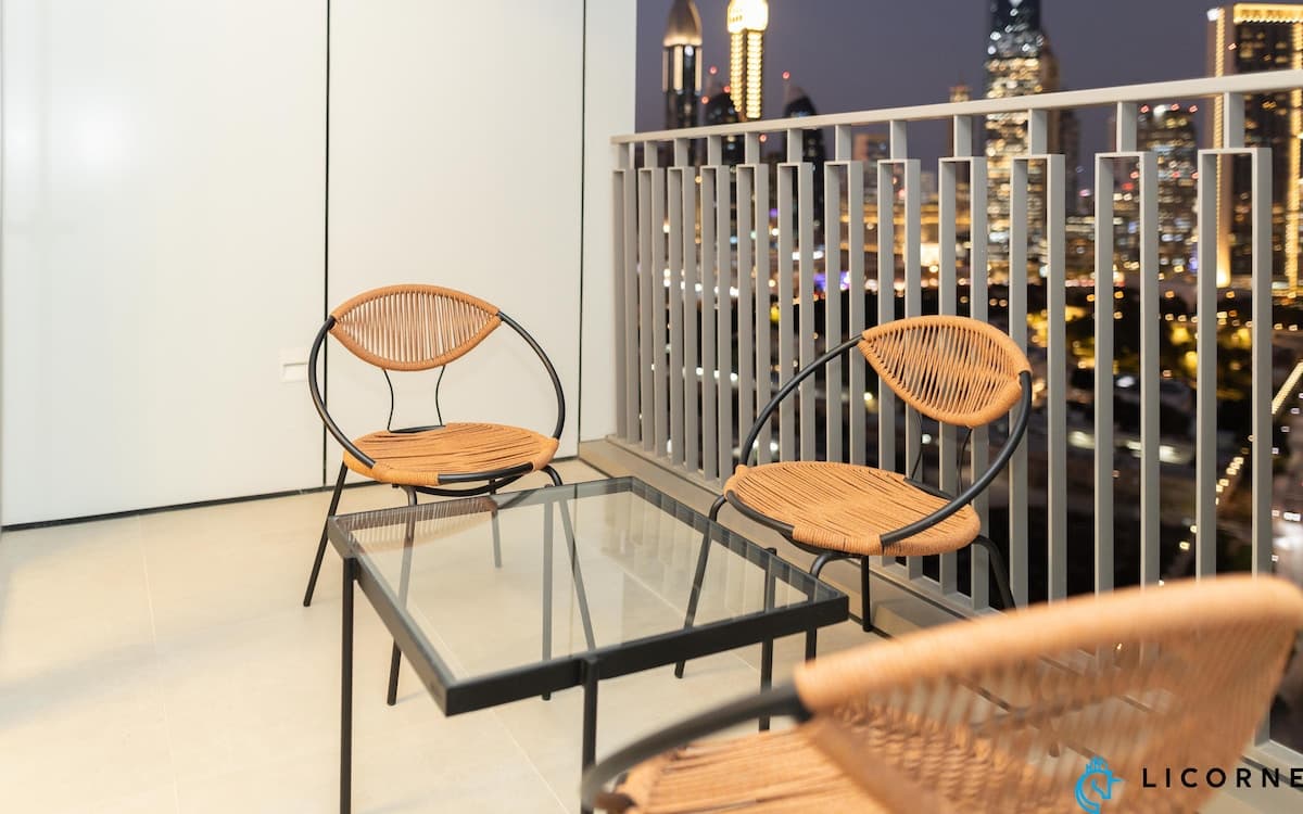 2-Bedroom Apartment, City Skyline View | Downtown Views II — photo 2
