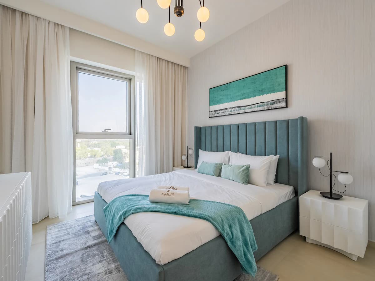 1 Bedroom Furnished Apartment with Downtown View | Downtown Views II — photo 2