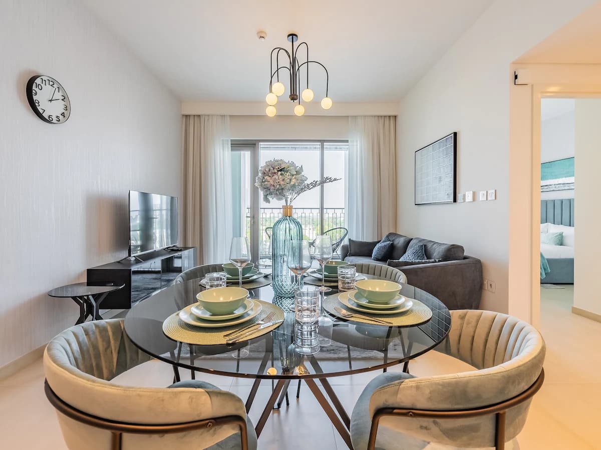 1 Bedroom Furnished Apartment with Downtown View | Downtown Views II — photo 4