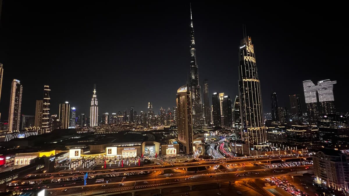 2 Bedroom Furnished Apartment with Burj Khalifa View | Downtown Views II — photo 4
