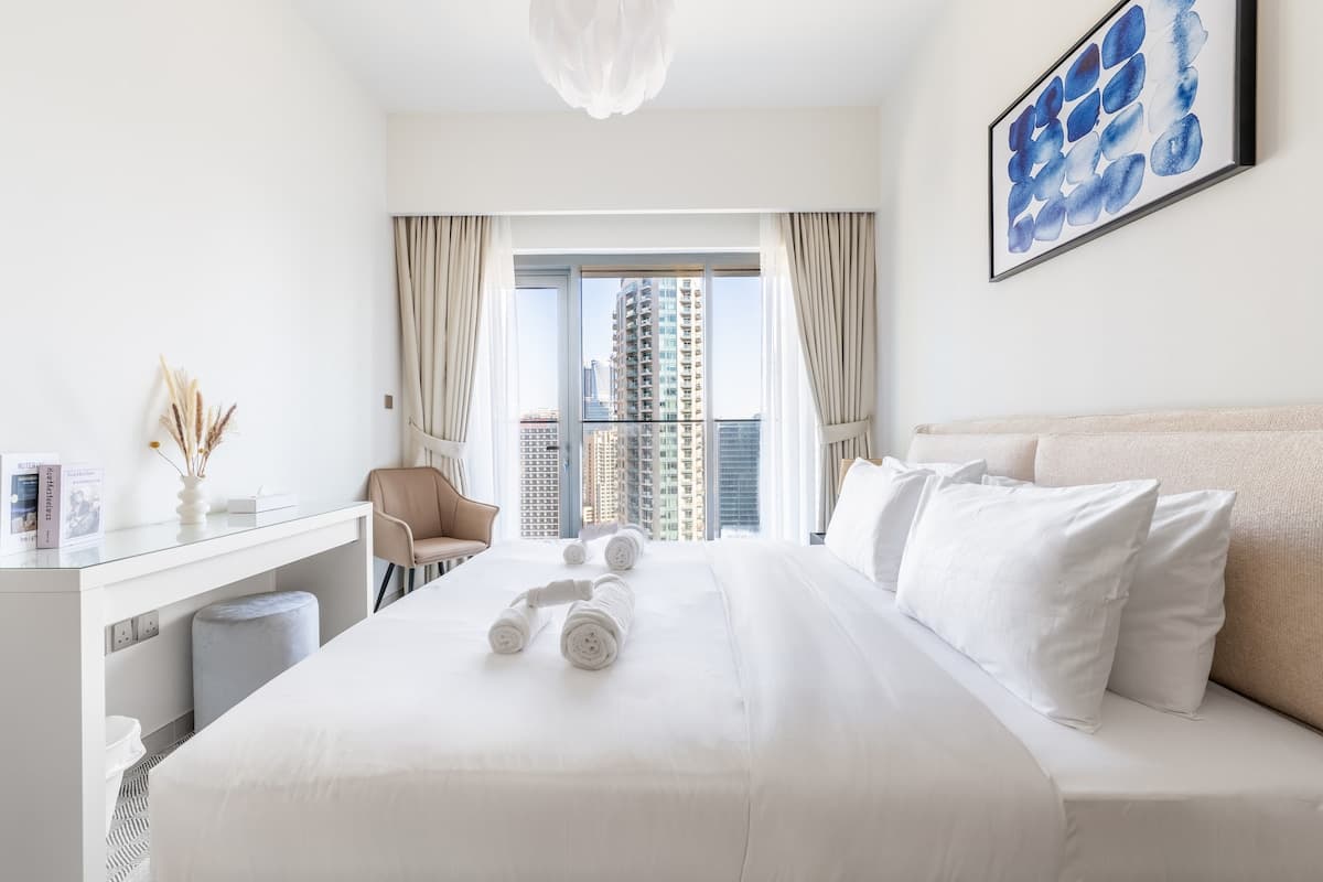 2 Bedroom Apartment, Sleeps 4 | Burj Royale Dubai — photo 2