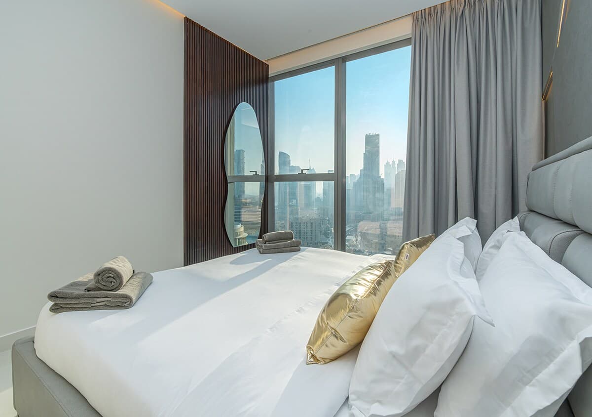 2 Bedroom Furnished Apartment with Burj Khalifa & Fountain View | Boulevard Point — photo 8
