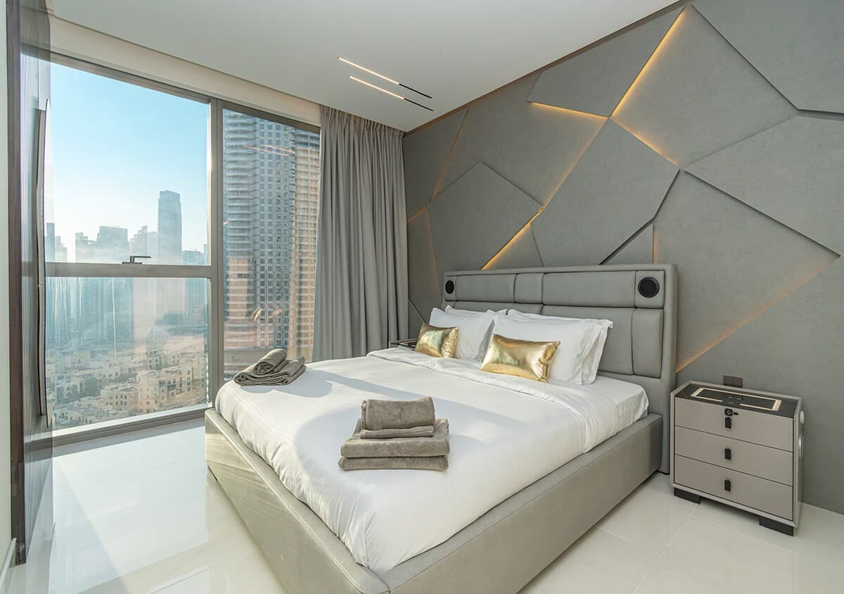 2 Bedroom Furnished Apartment with Burj Khalifa & Fountain View | Boulevard Point — photo 5