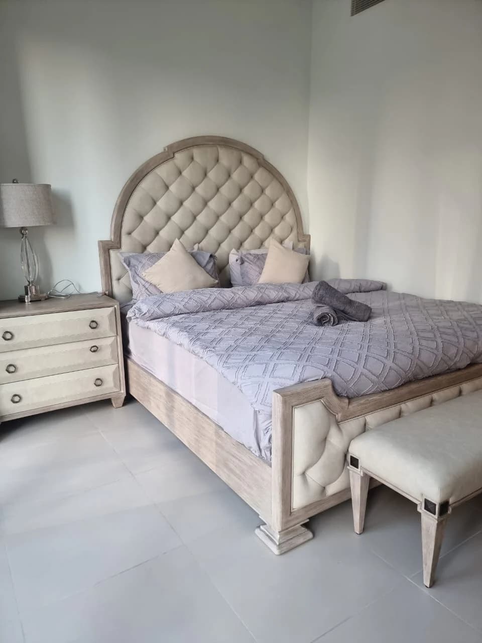 2 Bedroom Apartment, Sleeps 3 | Act One / Act Two — photo 8