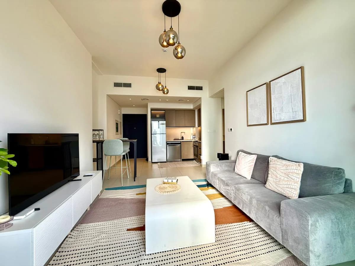 1 Bedroom Furnished Apartment | Burj Crown — photo 8