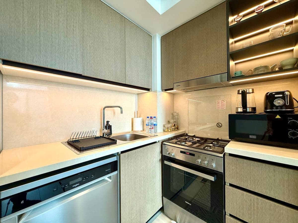 1 Bedroom Furnished Apartment | Burj Crown — photo 6