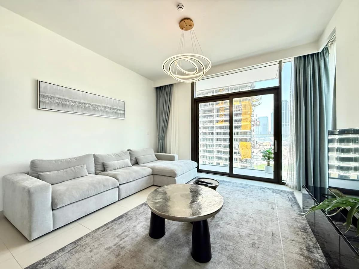 2 Bedroom Furnished Apartment with Skyline View | Burj Crown — photo 7