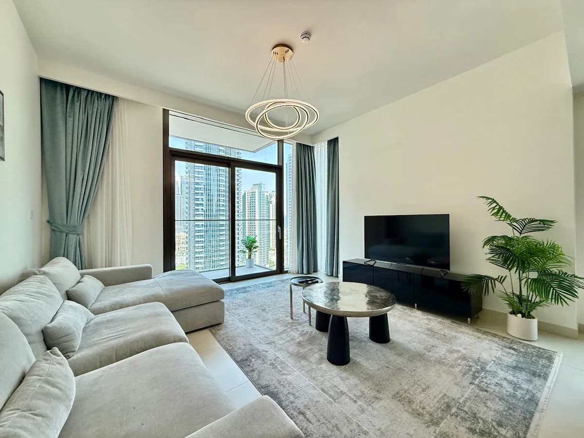 2 Bedroom Furnished Apartment with Skyline View | Burj Crown