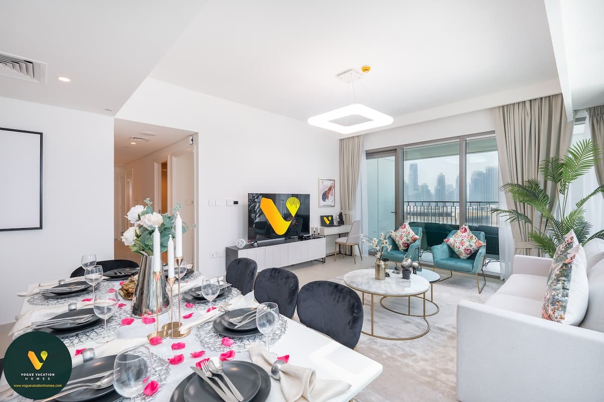 4 Bedroom Apartment, City Skyline View | Downtown Views II — photo 2