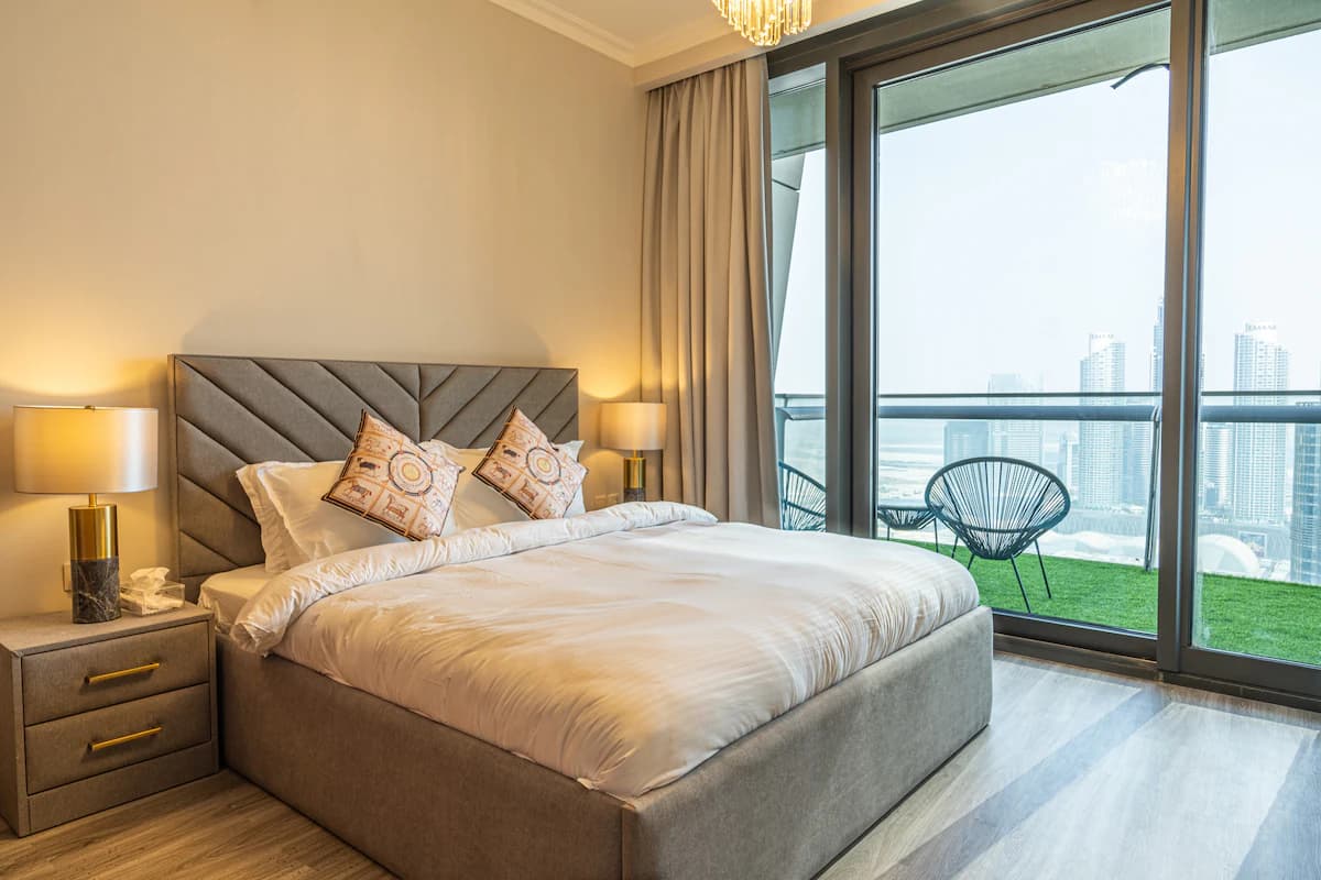 3-Bedroom Apartment in Burj Vista - from AED 1,780 — photo 6