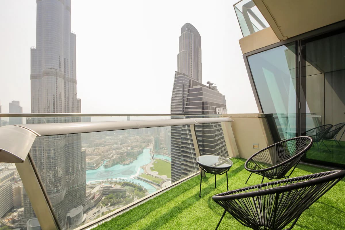 3-Bedroom Apartment in Burj Vista - from AED 1,780 — photo 4