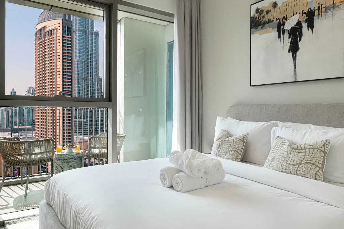 2 Bedroom Apartment with Workspace | Downtown Views II — photo 6