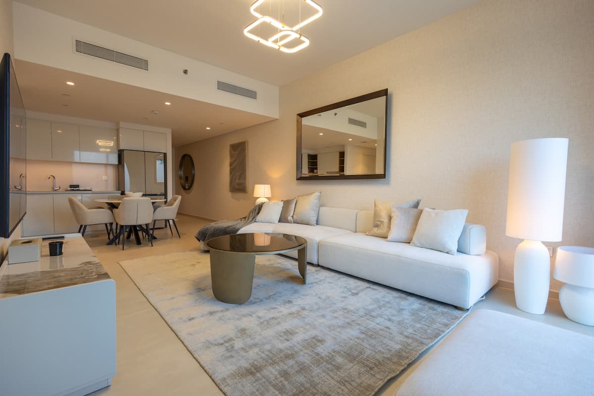 2 Bedroom Furnished Apartment, Sleeps 4 | Downtown Views II
