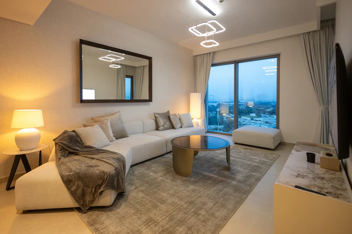 2 Bedroom Furnished Apartment, Sleeps 4 | Downtown Views II — photo 3