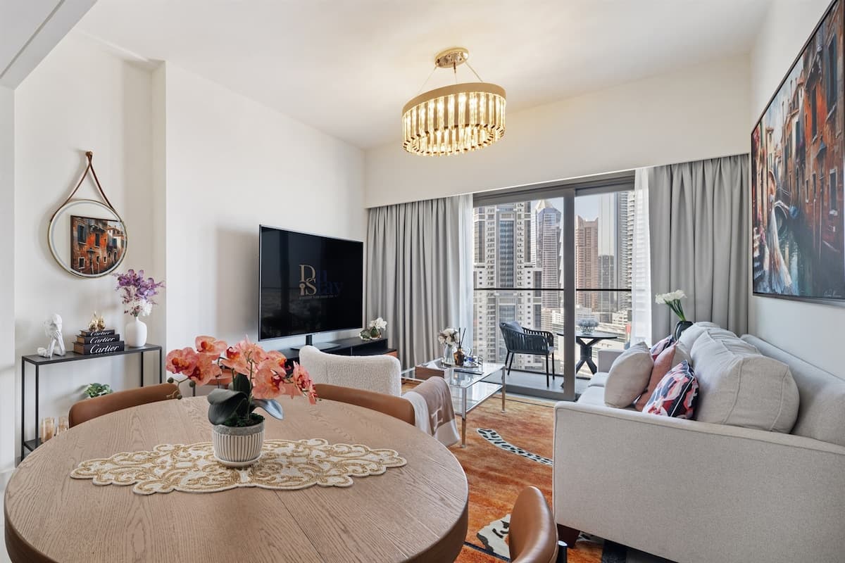 1 Bedroom Apartment, City Skyline View | Burj Crown — photo 3