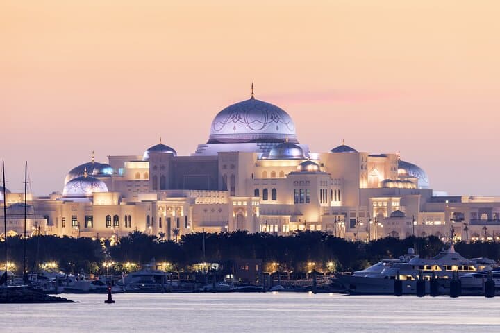 Customisable half-day city tour of Abu Dhabi — Luxury & private things to do in Abu Dhabi