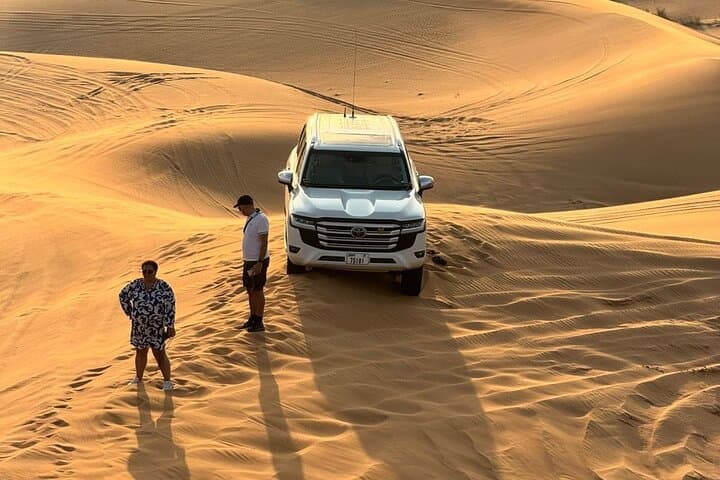 Desert safari with BBQ dinner in Dubai — Adventure things to do in Ajman