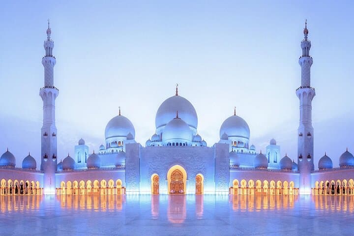 Full-day Abu Dhabi sightseeing tour from Dubai — Nature & wildlife things to do in Dubai