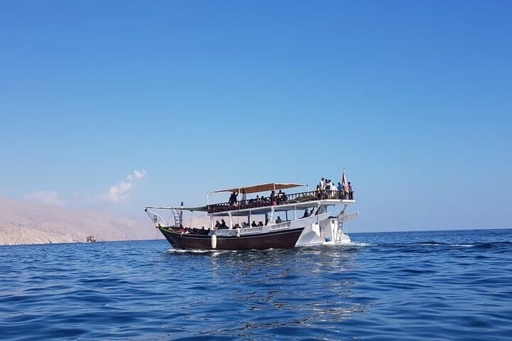 Full-day Dhow cruise in Fujairah — Day trips things to do in Fujairah