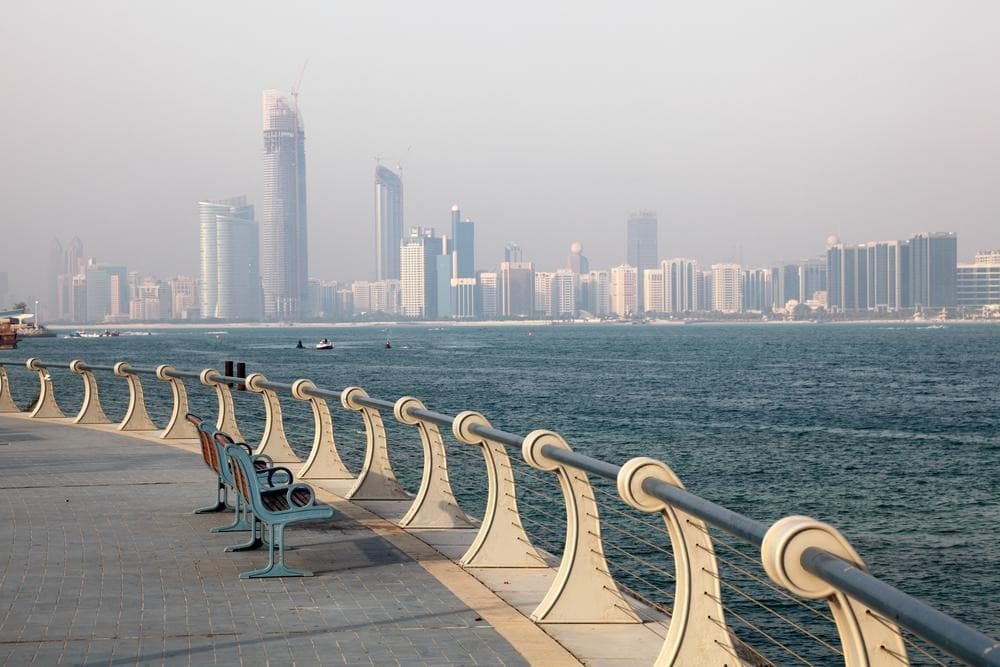 Abu Dhabi Corniche — places to visit in Abu Dhabi