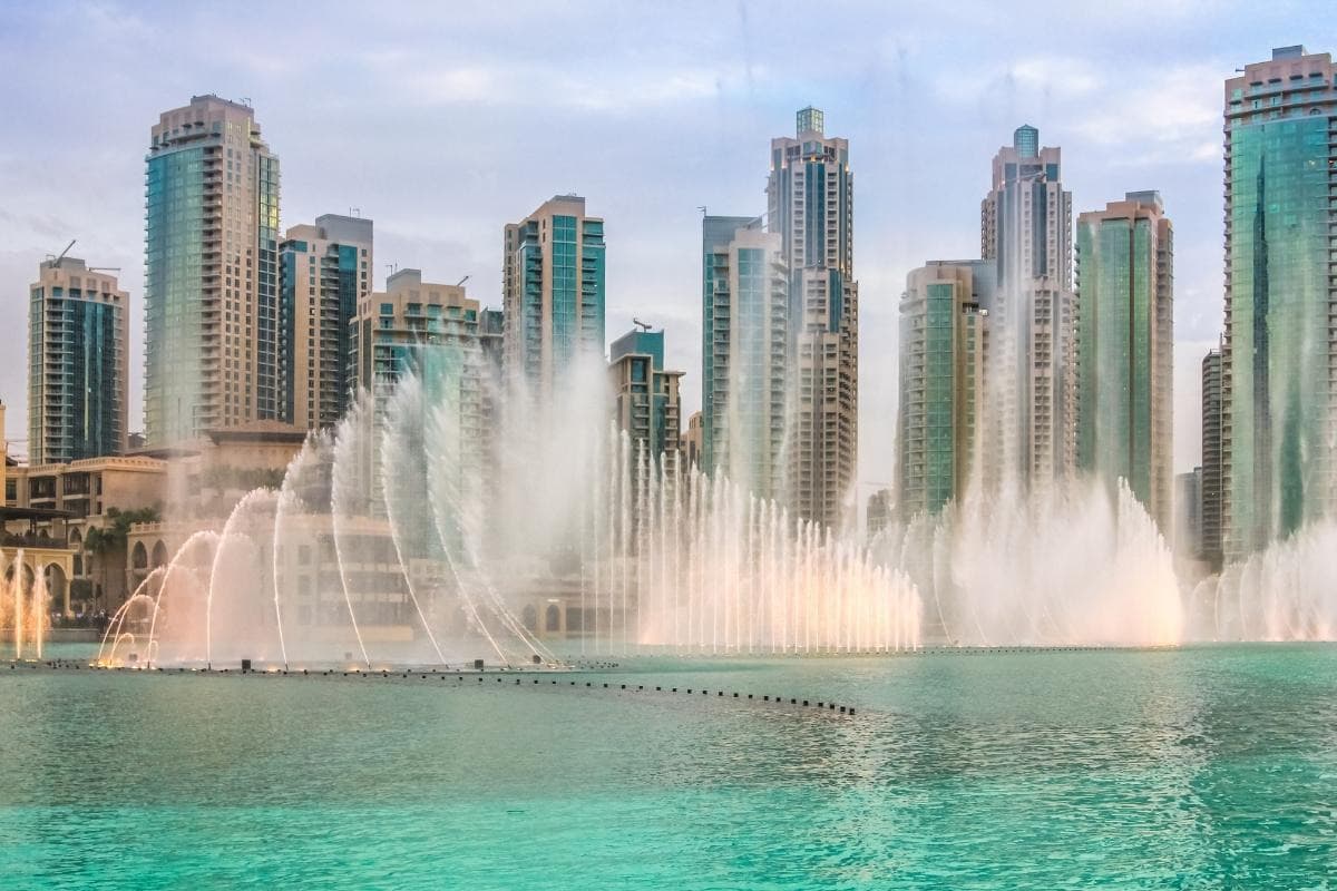 The Dubai Fountain — places to visit in Dubai